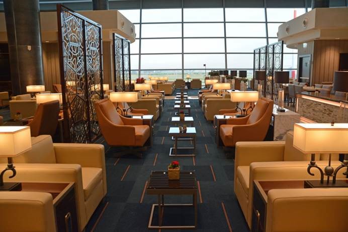 Emirates abre novo lounge no Aeroporto Internacional de Roma